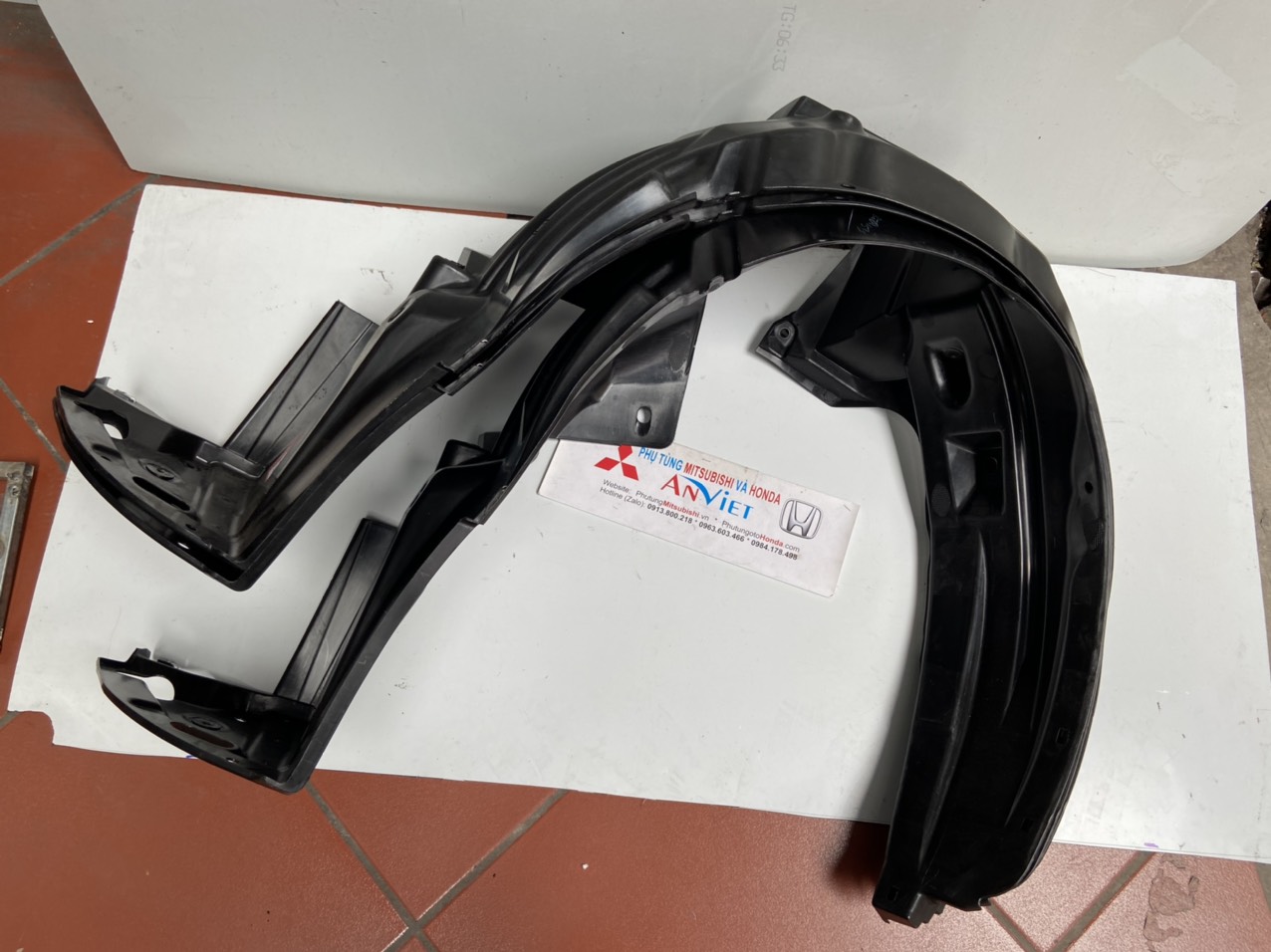 Lòng dè chắn bùn xe Honda BRIO